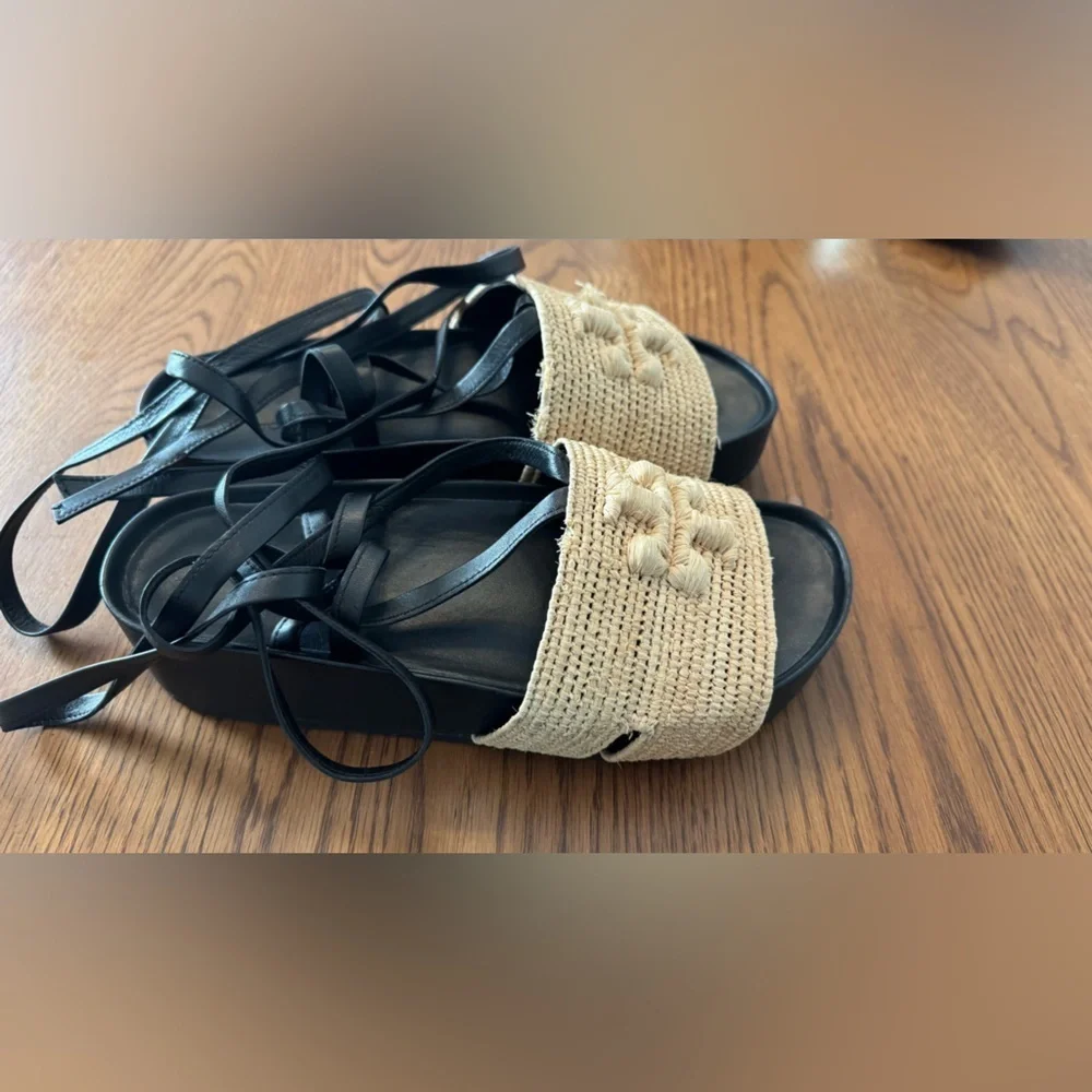 NWT Tory Burch Black and Tan Sandals